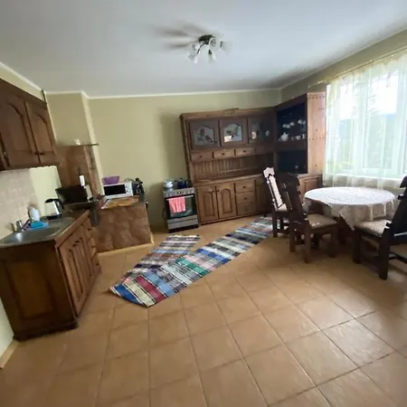 Гостинний Дім На Горі Guest house Lazeshchyna