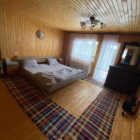 Guest house Гостинний Дім На Горі *